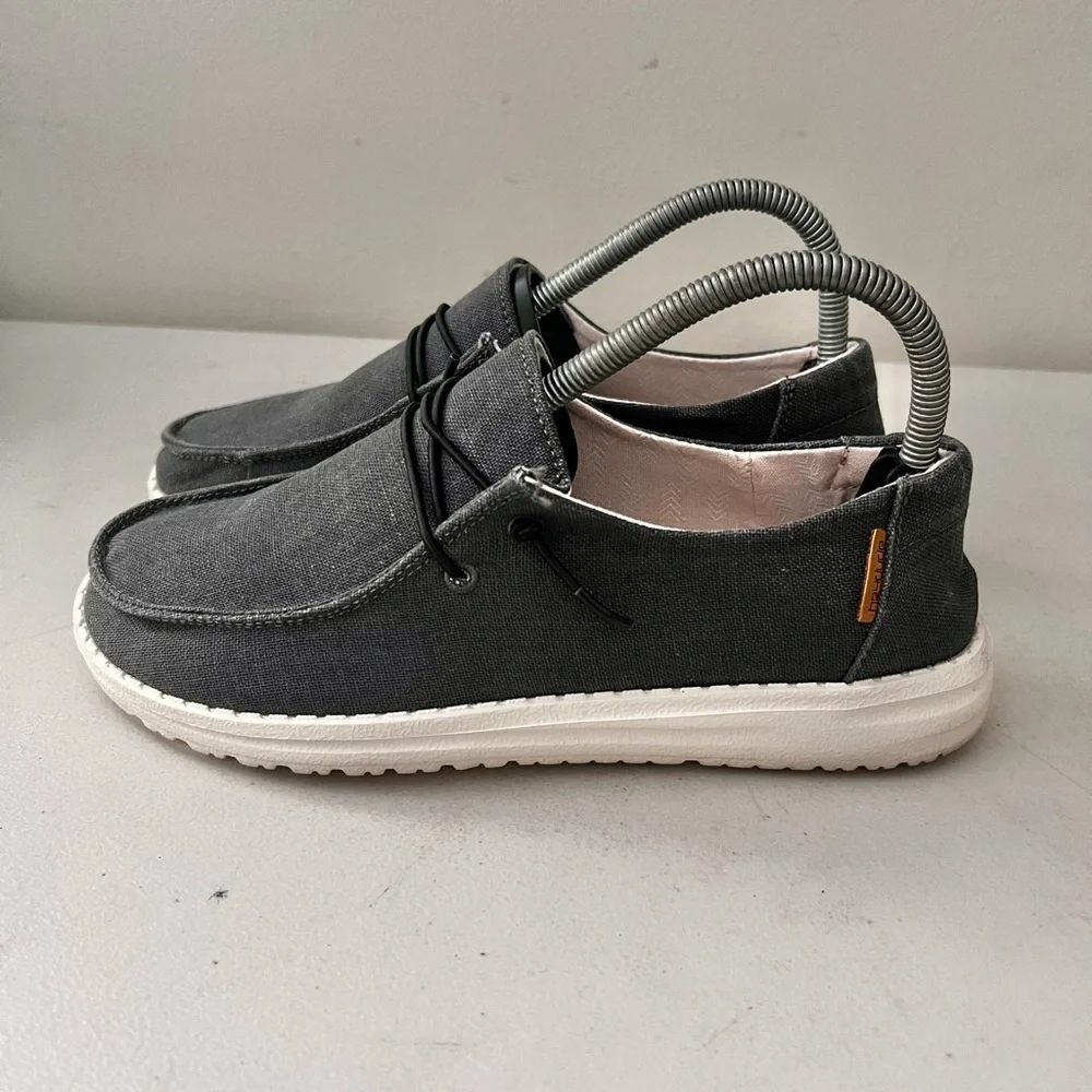 Hey Dude Wendy Chambray Off Black Slip On Loafers Men’s Size 7 - Picture 3 of 6